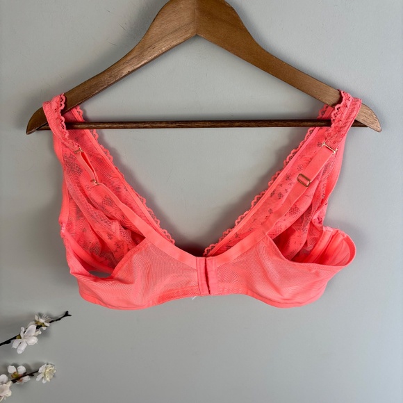 Lane Bryant Unlined Balconette Bra Size 42D - Picture 2 of 3